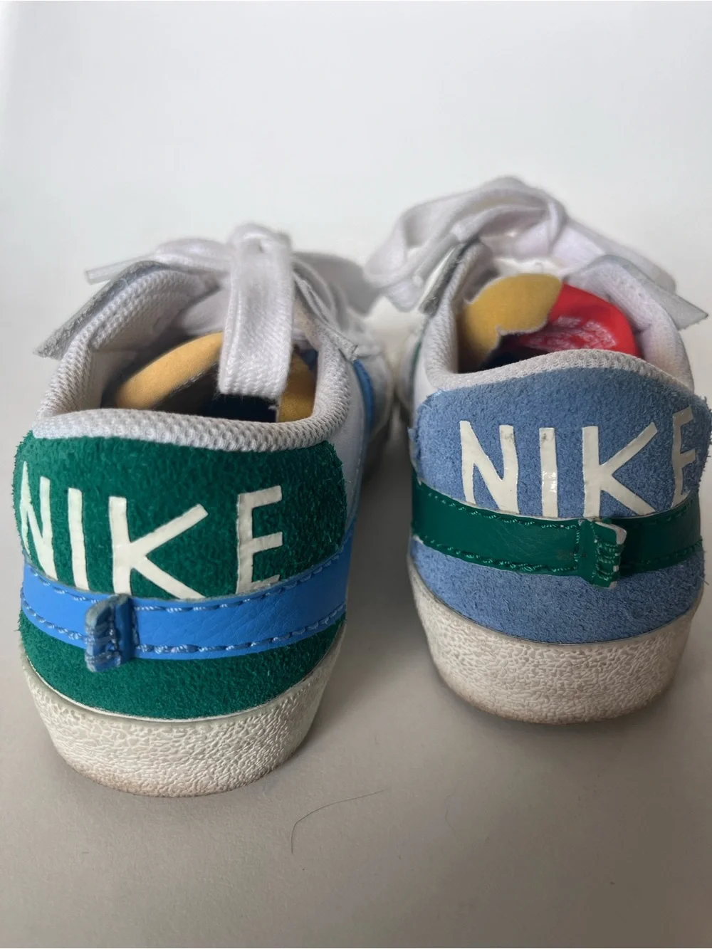 Nike Blazer Low Jumbo 77 Mismatch Sneakers Blue Green & White Women’s Size 7